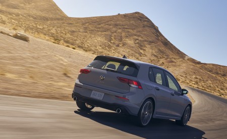 2022 Volkswagen Golf GTI (US-Spec) Rear Three-Quarter Wallpapers 450x275 (11)