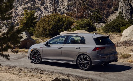 2022 Volkswagen Golf GTI (US-Spec) Rear Three-Quarter Wallpapers 450x275 (28)