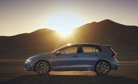 2022 Volkswagen Golf GTI (US-Spec) Side Wallpapers 450x275 (109)