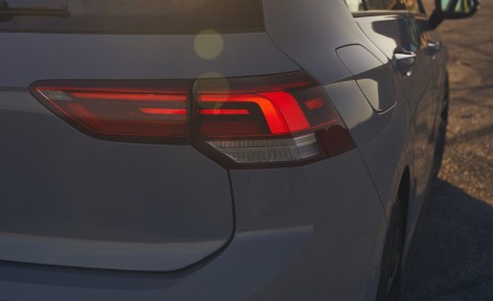 2022 Volkswagen Golf GTI (US-Spec) Tail Light Wallpapers 450x275 (113)