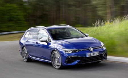 2022 Volkswagen Golf R Estate Front Three-Quarter Wallpapers 450x275 (5)