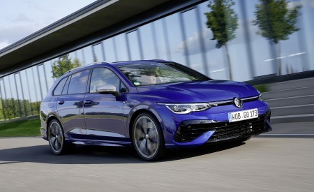 2022 Volkswagen Golf R Estate Front Three-Quarter Wallpapers 450x275 (30)