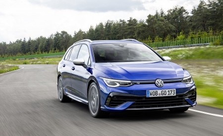 2022 Volkswagen Golf R Estate Front Three-Quarter Wallpapers 450x275 (6)