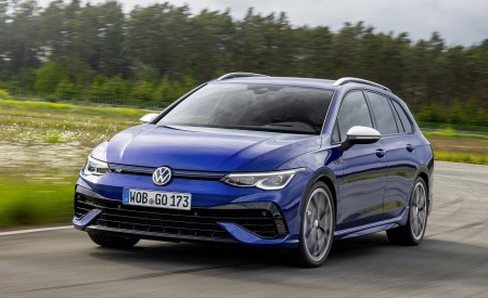 2022 Volkswagen Golf R Estate Front Three-Quarter Wallpapers 450x275 (3)