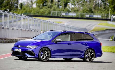 2022 Volkswagen Golf R Estate Front Three-Quarter Wallpapers 450x275 (35)