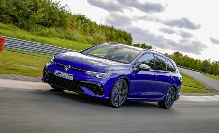 2022 Volkswagen Golf R Estate Front Three-Quarter Wallpapers 450x275 (26)