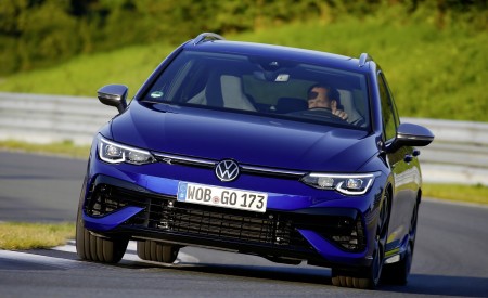 2022 Volkswagen Golf R Estate Front Wallpapers 450x275 (27)