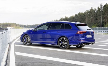 2022 Volkswagen Golf R Estate Rear Three-Quarter Wallpapers 450x275 (12)