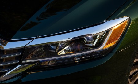 2022 Volkswagen Passat Chattanooga Limited Edition Headlight Wallpapers 450x275 (10)