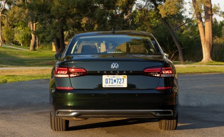 2022 Volkswagen Passat Chattanooga Limited Edition Rear Wallpapers 450x275 (8)
