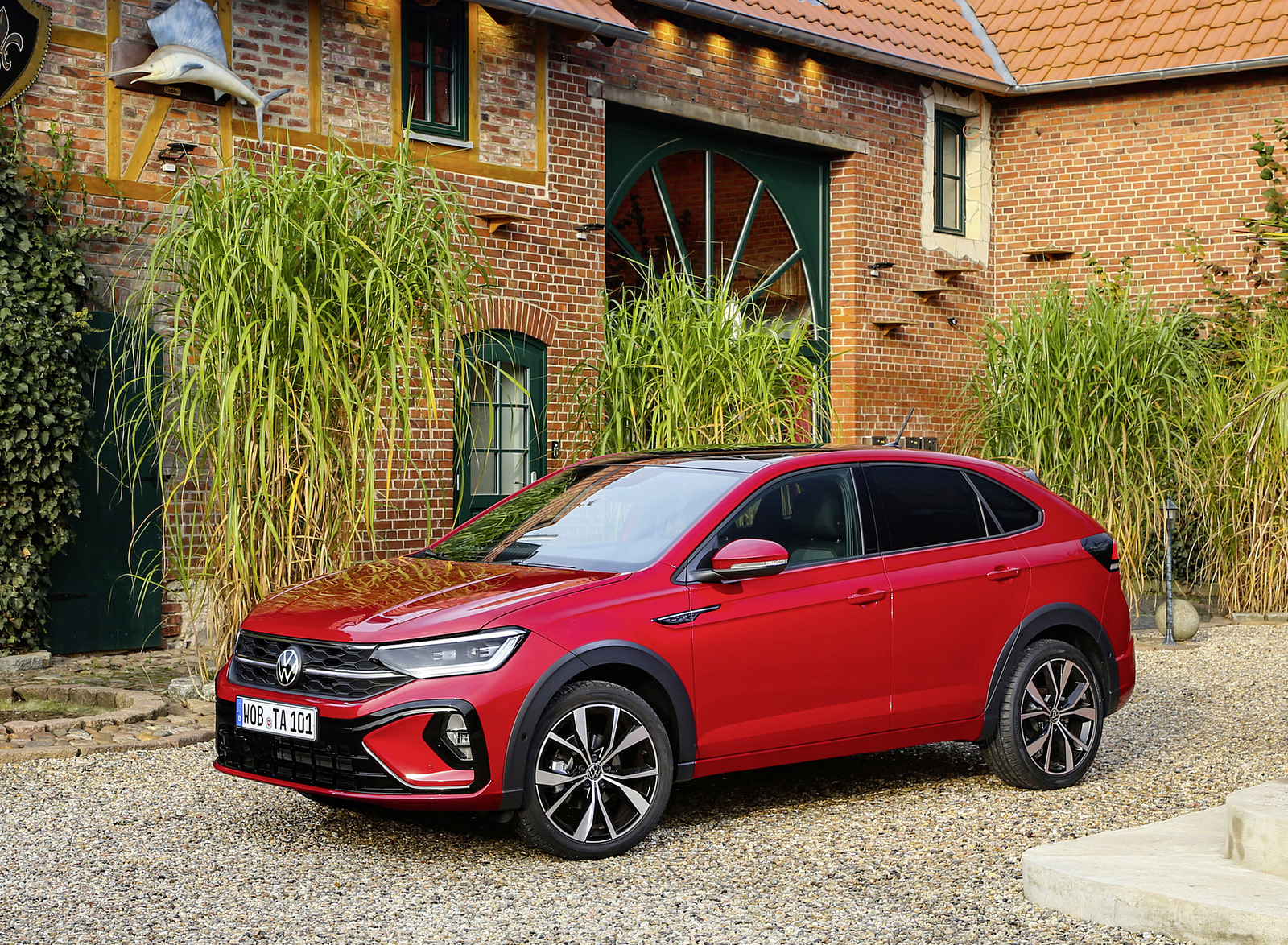 2022 Volkswagen Taigo R-Line Front Three-Quarter Wallpapers (10)