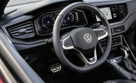 2022 Volkswagen Taigo R-Line Interior Wallpapers 450x275 (22)
