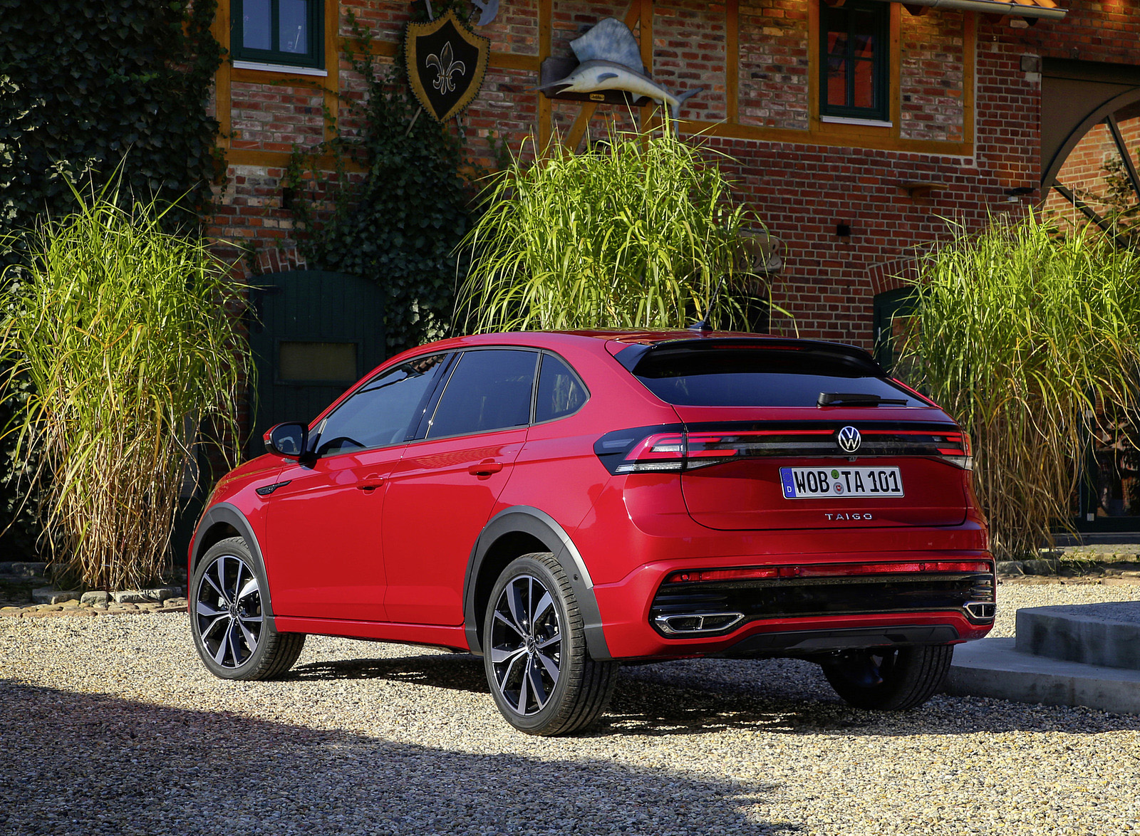 2022 Volkswagen Taigo R-Line Rear Three-Quarter Wallpapers (11)