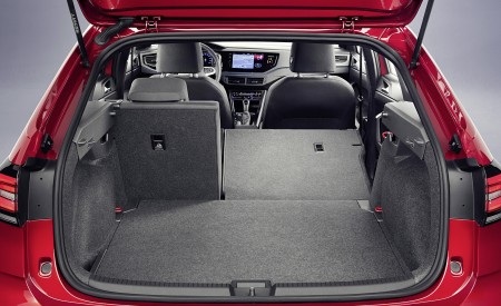 2022 Volkswagen Taigo R-Line Trunk Wallpapers 450x275 (41)
