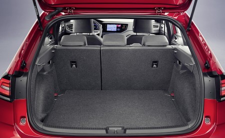 2022 Volkswagen Taigo R-Line Trunk Wallpapers 450x275 (42)