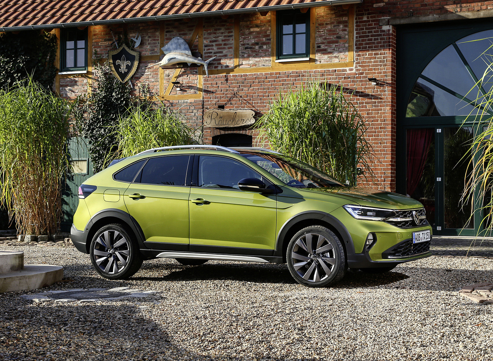 2022 Volkswagen Taigo Style Side Wallpapers (11)