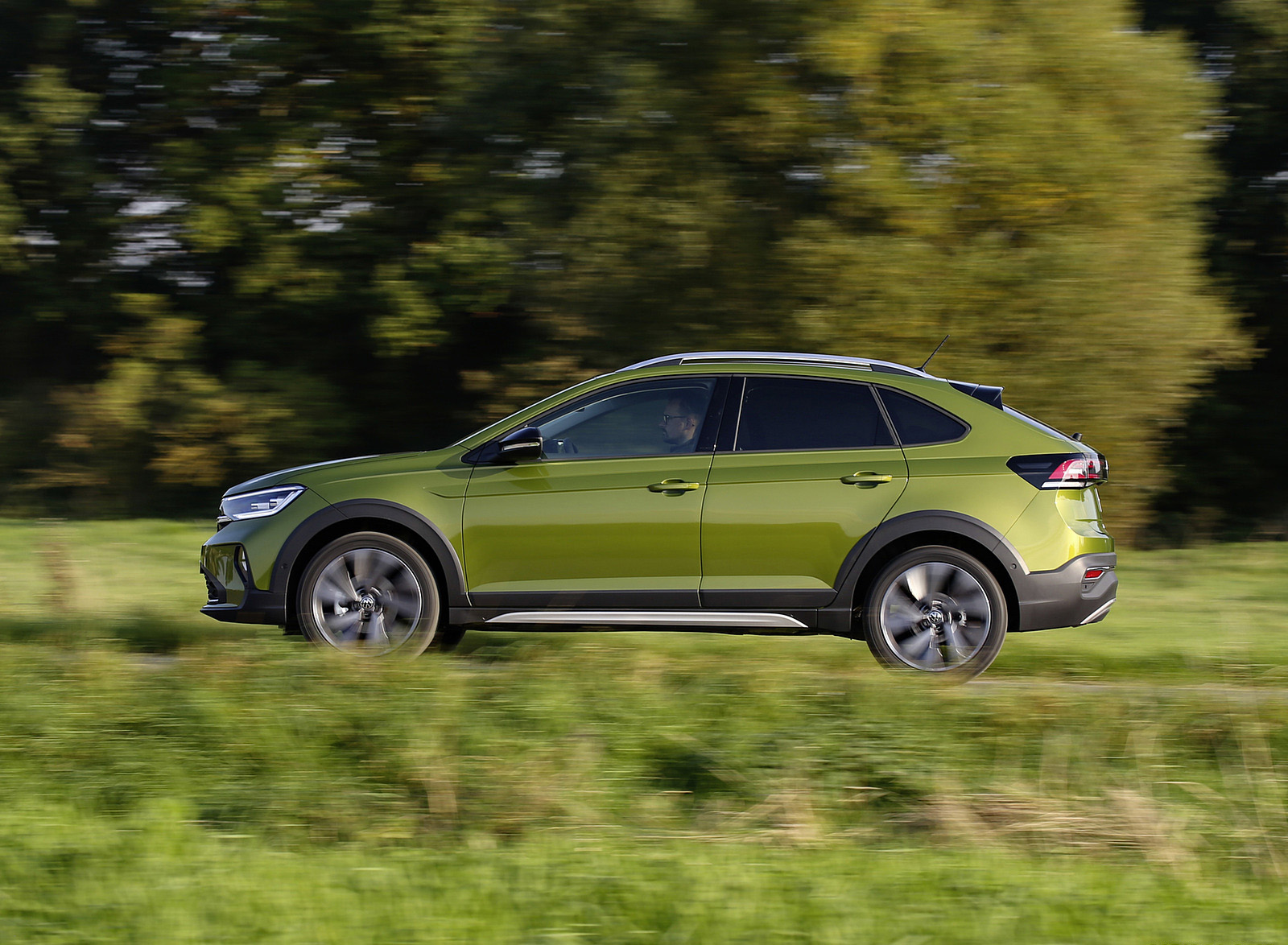 2022 Volkswagen Taigo Style Side Wallpapers (10)