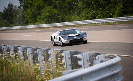 1964 Ford GT Prototype Front Three-Quarter Wallpapers 450x275 (28)