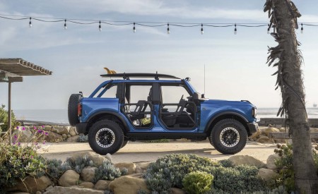 2021 Ford Bronco Riptide Concept Side Wallpapers 450x275 (6)