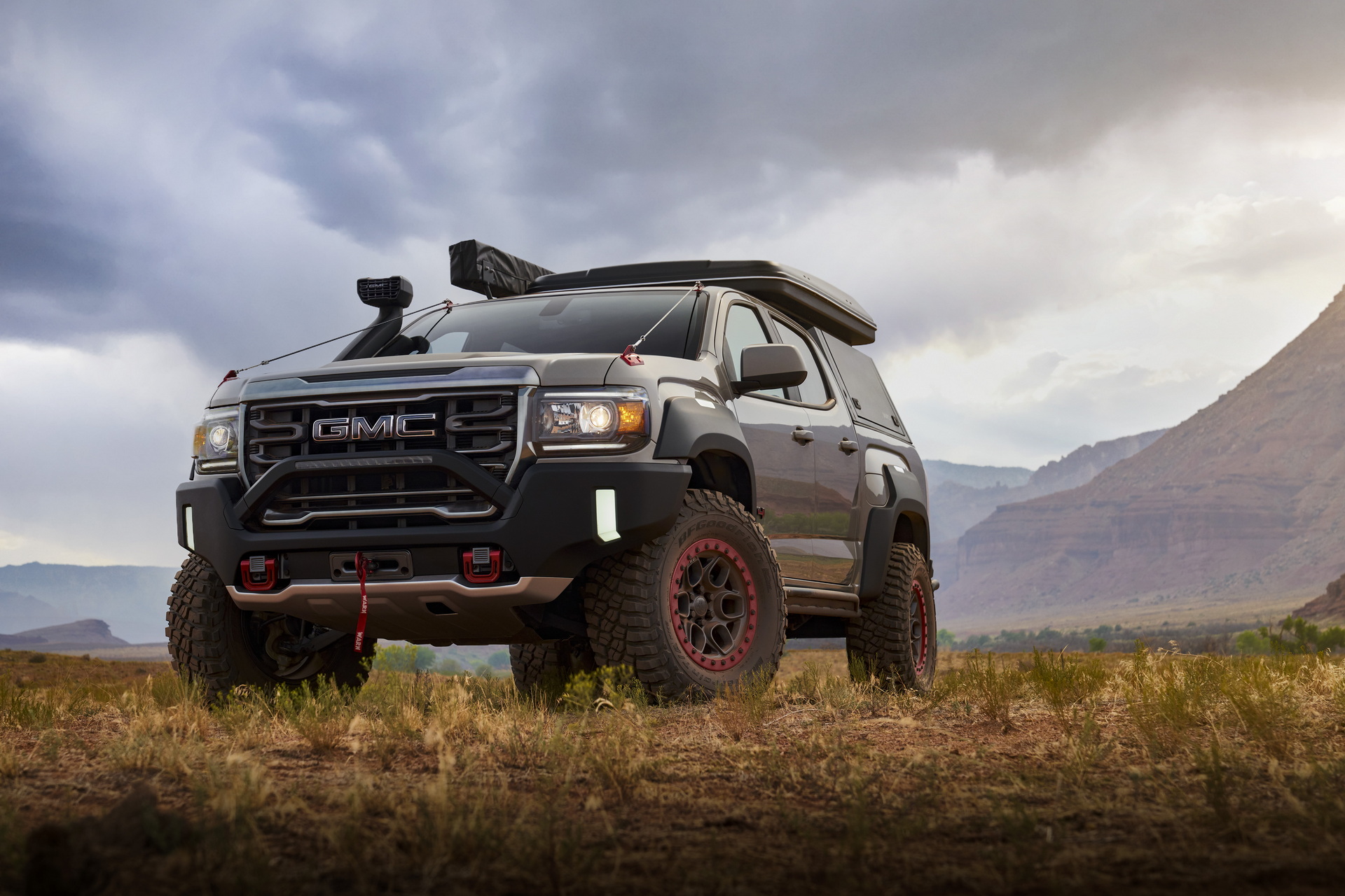 2021 GMC Canyon AT4 OVRLANDX Concept Front Wallpapers #1 of 22