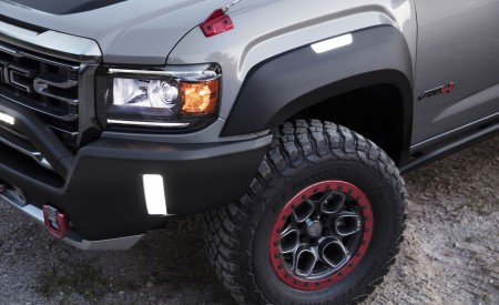 2021 GMC Canyon AT4 OVRLANDX Concept Headlight Wallpapers 450x275 (9)