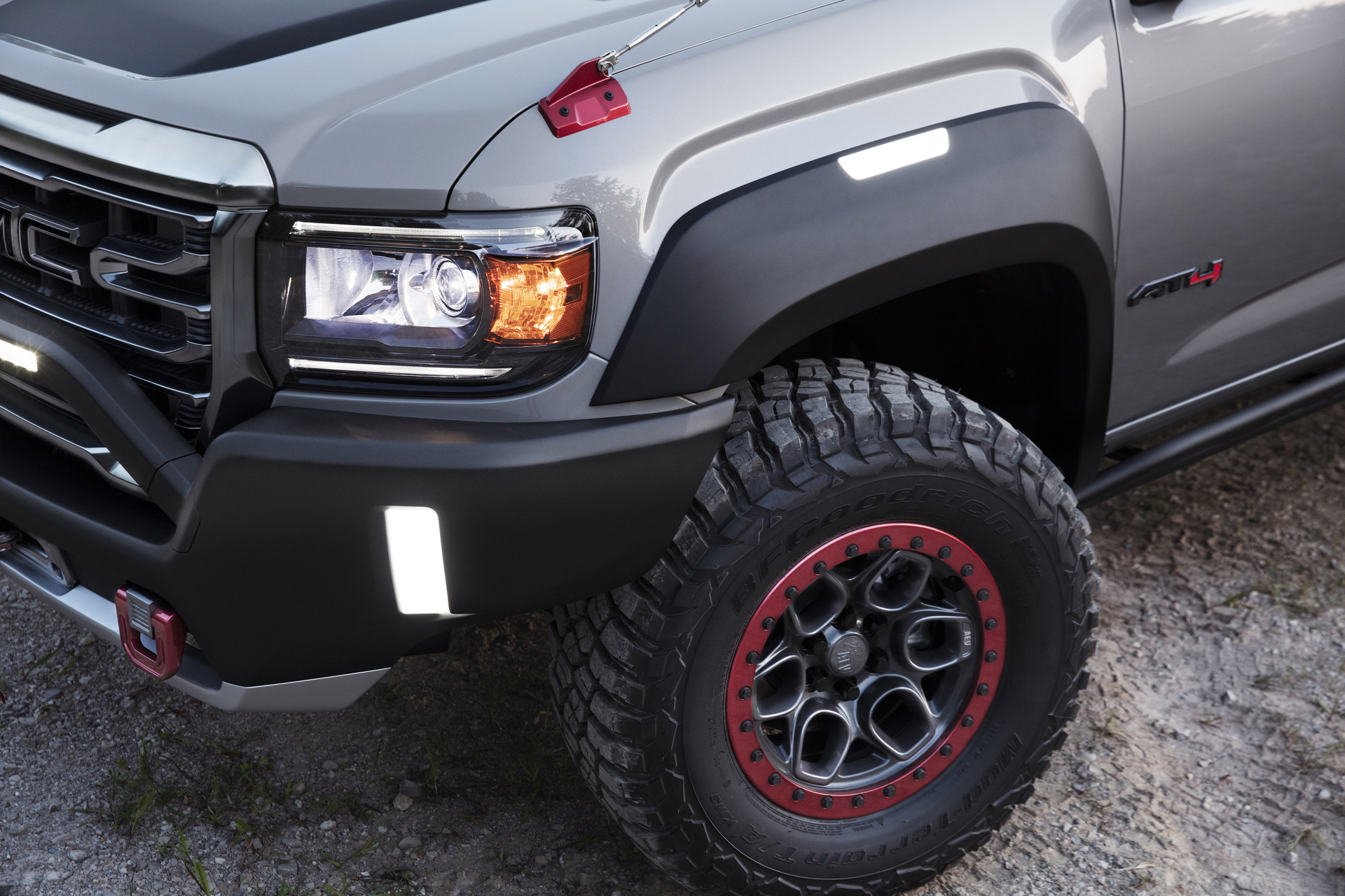 2021 GMC Canyon AT4 OVRLANDX Concept Headlight Wallpapers #9 of 22