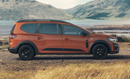 2022 Dacia Jogger Extreme Side Wallpapers 450x275 (4)