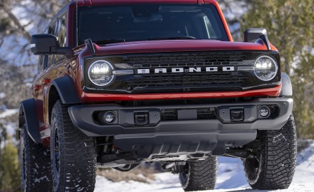 2022 Ford Bronco Wildtrak 4-Door Front Wallpapers 450x275 (6)