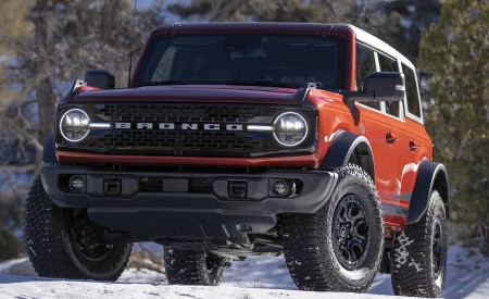 2022 Ford Bronco Wildtrak 4-Door Front Wallpapers 450x275 (7)
