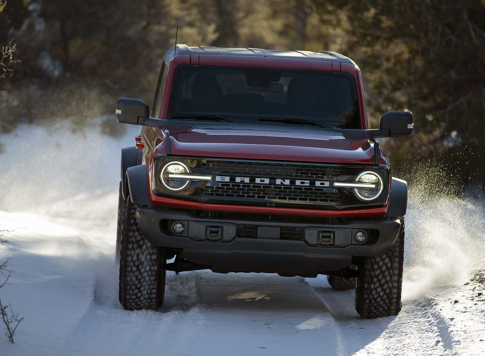 2022 Ford Bronco Wildtrak 4-Door Front Wallpapers (2)