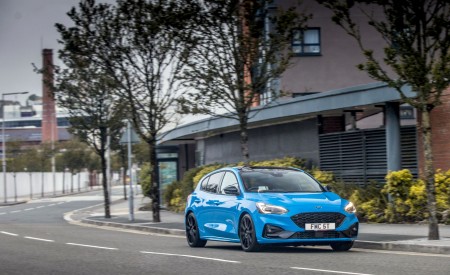 2022 Ford Focus ST Edition Front Wallpapers 450x275 (15)