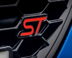 2022 Ford Focus ST Edition Grill Wallpapers 150x120 (25)