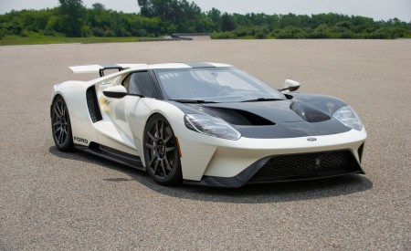 2022 Ford GT 64 Heritage Edition Front Three-Quarter Wallpapers 450x275 (3)