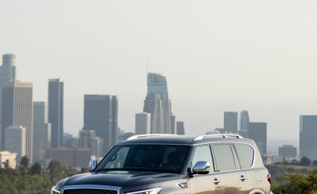 2022 Infiniti QX80 Front Three-Quarter Wallpapers 450x275 (8)