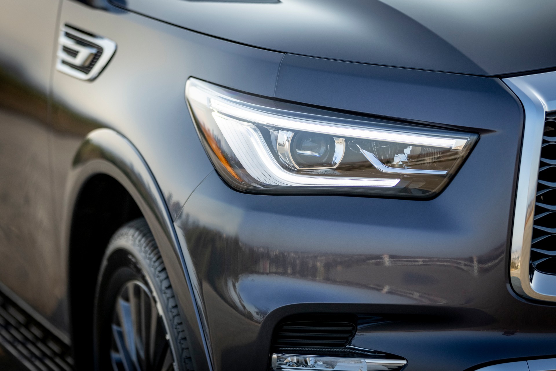 2022 Infiniti QX80 Headlight Wallpapers (14)