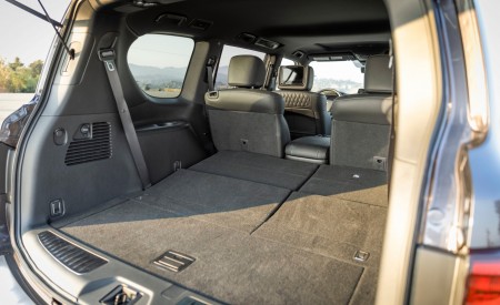 2022 Infiniti QX80 Trunk Wallpapers 450x275 (38)
