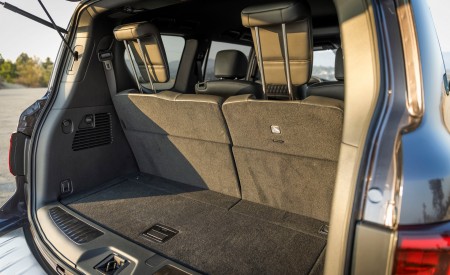 2022 Infiniti QX80 Trunk Wallpapers 450x275 (40)