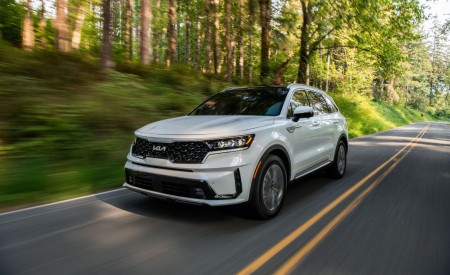 2022 Kia Sorento Plug-in Hybrid Front Three-Quarter Wallpapers 450x275 (4)