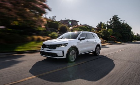 2022 Kia Sorento Plug-in Hybrid Front Three-Quarter Wallpapers 450x275 (8)