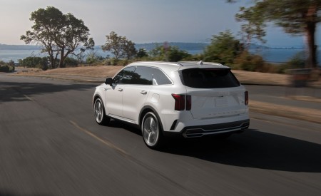 2022 Kia Sorento Plug-in Hybrid Rear Wallpapers 450x275 (12)