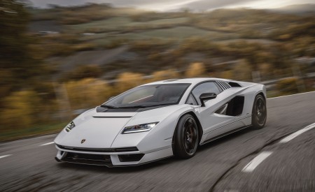 2022 Lamborghini Countach LPI 800-4 Front Three-Quarter Wallpapers 450x275 (2)