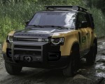 2022 Land Rover Defender Trophy Edition Front Wallpapers 150x120 (2)