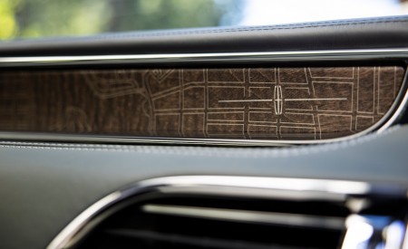 2022 Lincoln Navigator Black Label Central Park (Color: Manhattan Green) Interior Detail Wallpapers 450x275 (49)