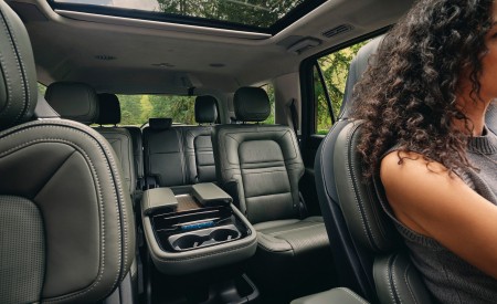 2022 Lincoln Navigator Black Label Central Park (Color: Manhattan Green) Interior Seats Wallpapers 450x275 (47)