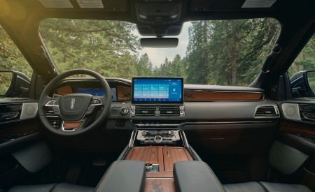 2022 Lincoln Navigator Black Label Invitation (Color: Chroma Caviar) Interior Cockpit Wallpapers 450x275 (63)