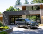 2022 Lincoln Navigator Reserve (Color: Flight Blue) Front Three-Quarter Wallpapers 150x120 (8)