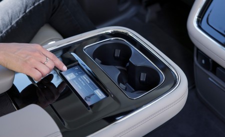 2022 Lincoln Navigator Reserve (Color: Flight Blue) Interior Detail Wallpapers 450x275 (22)