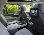 2022 Lincoln Navigator Reserve (Color: Flight Blue) Interior Rear-Seat Entertainment System Wallpapers 150x120 (25)