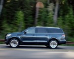 2022 Lincoln Navigator Reserve (Color: Flight Blue) Side Wallpapers 150x120 (7)