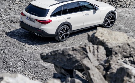 2022 Mercedes-Benz C-Class All-Terrain Rear Three-Quarter Wallpapers 450x275 (19)